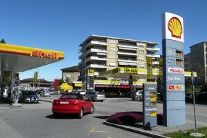 Distributori di benzina svizzeri fra gli obbiettivi preferiti dai rapinatori.
