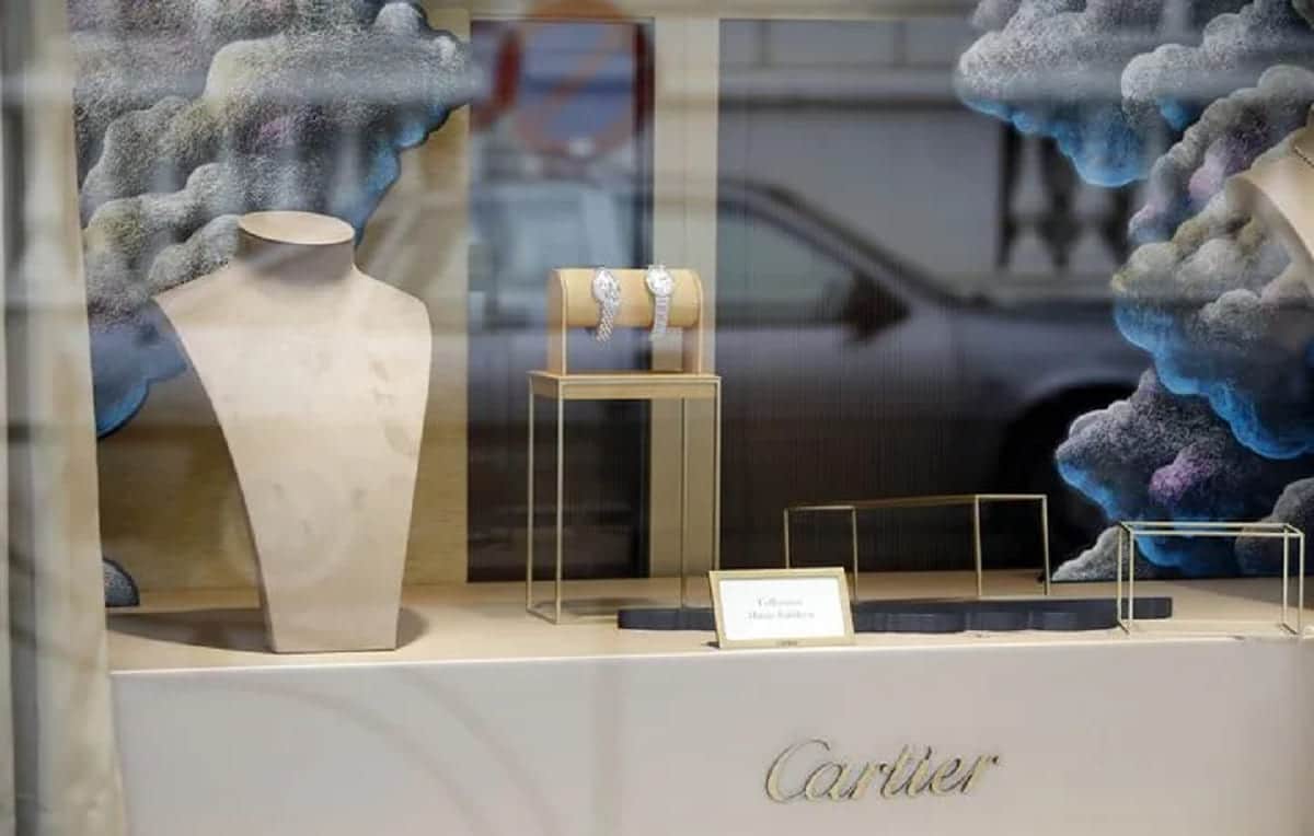 orecchini Cartier per 28 euro invece di 28.000 euro