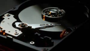 Acquista un hard disk e trova all’interno file per un valore di migliaia di euro