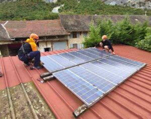 Pannelli solari di 32 anni che continuano a generare elettricità