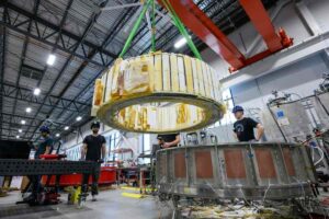 Un super-magnete 100.000 volte più potente del campo magnetico terrestre per controllare la fusione nucleare