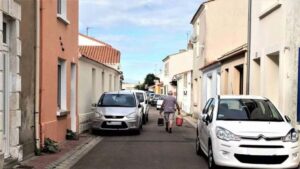 vicino parcheggia davanti a casa tua