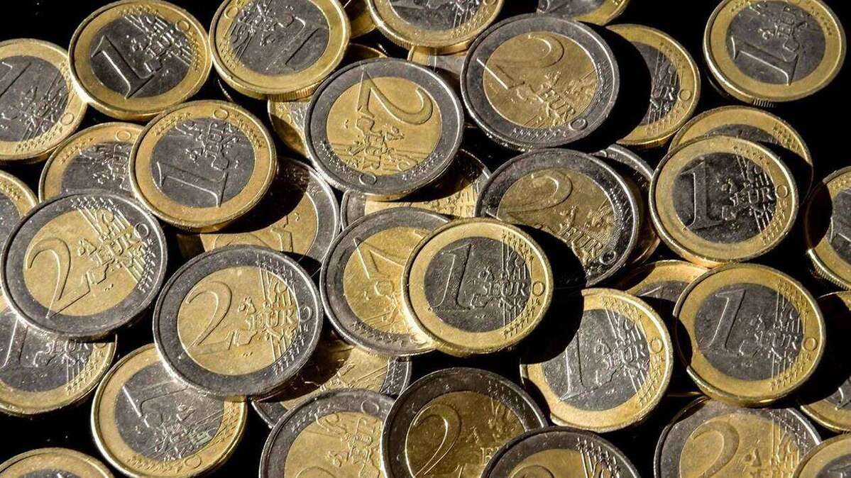Una moneta da 2 euro venduta a 18.000 euro