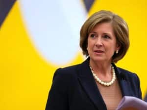 Regno Unito: Reeves presenta il bilancio espansivo tra nuove tasse, investimenti e accuse di promesse tradite