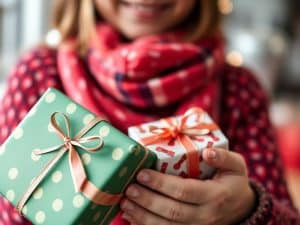 Confcommercio: aumentano gli italiani che quest’anno faranno regali di Natale