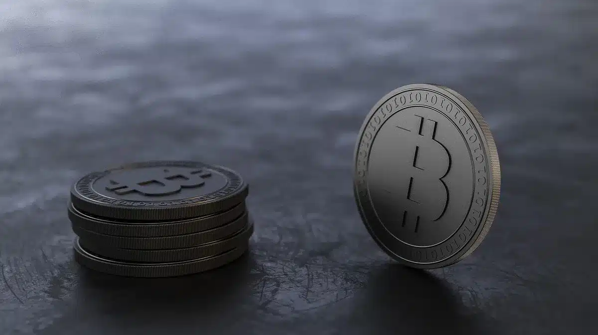 Diagramma che confronta rete Bitcoin e Liquid Network